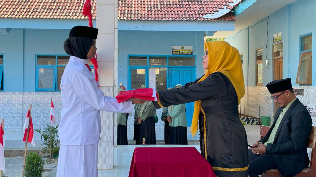 Upacara Bendera Memperingati Kemerdekaan Republik Indonesia di Padike